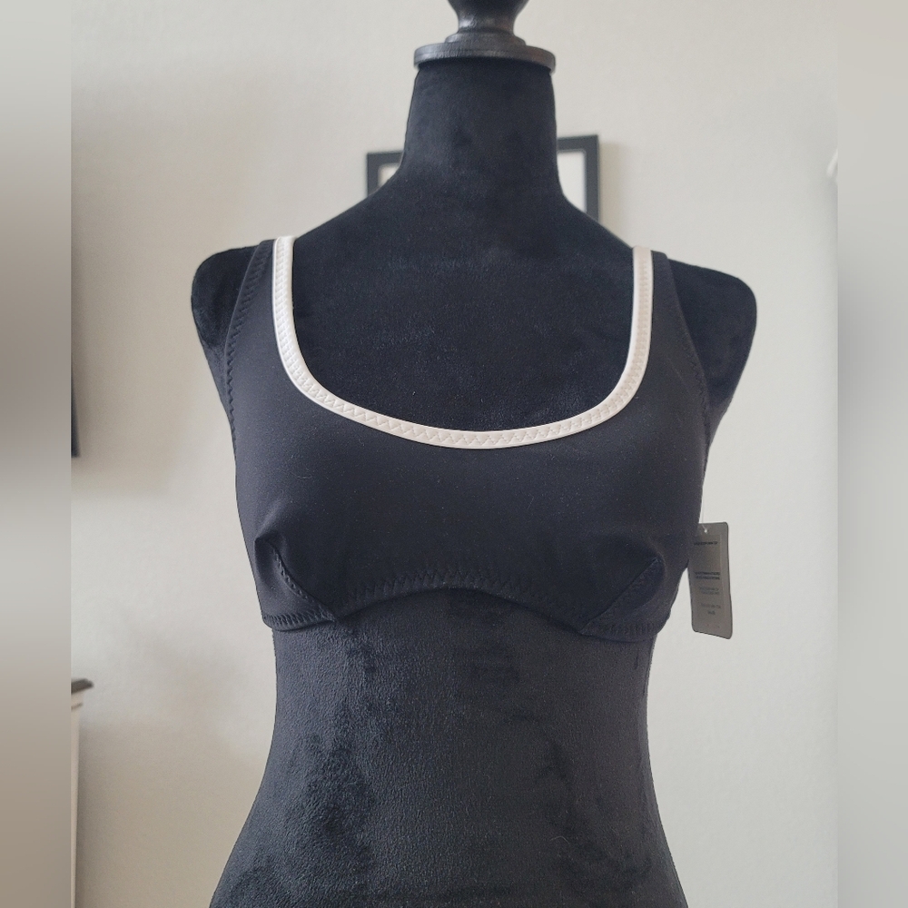 Fabletics Scoop Bikini Top Black and White-Small- NWT